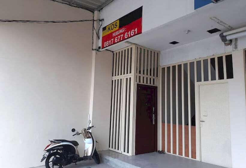 酒店 Oyo 93356 Pondok Cirendeu