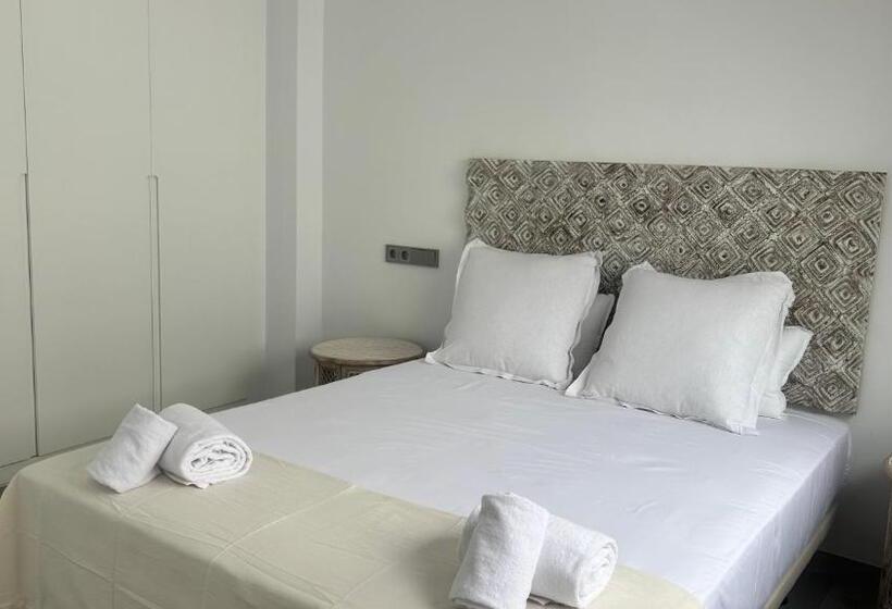 Отель Sentire Marbella   Selecta Apartments By Ixte