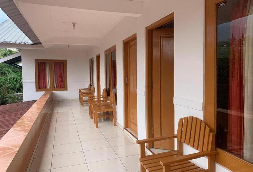 Отель Wisma Harjuna