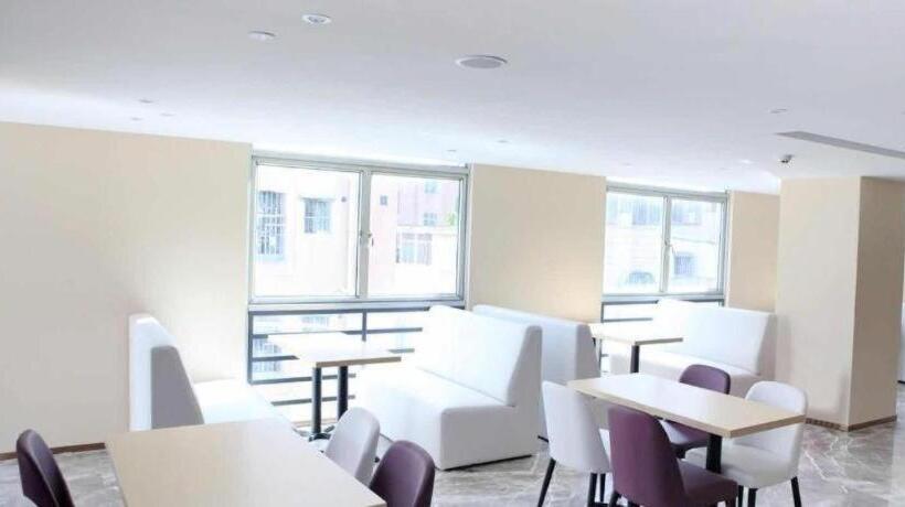 Lavande Hotel Shenzhen North Station Huawei Gangtou Metro Station