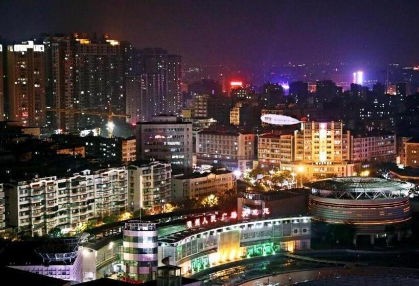 Lavande Hotels·chaozhou Square