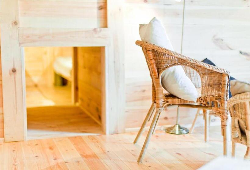 Les Cabanes De Rensiwez