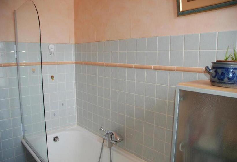 ペンション Chambre Indépendante Avec Salle De Bains Privée