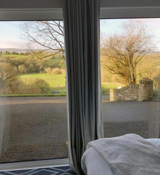 Пансион Hillside Hideaway