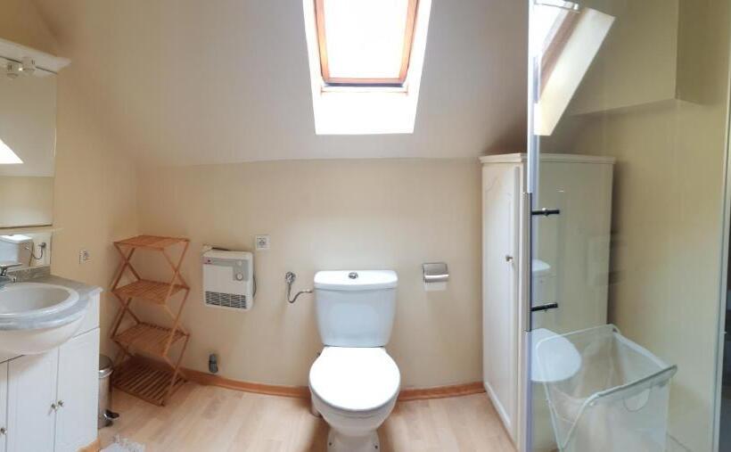 펜션 L écrin Sous Les Toits