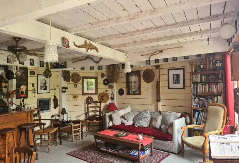 ペンション Le Mazet Des Beaujots