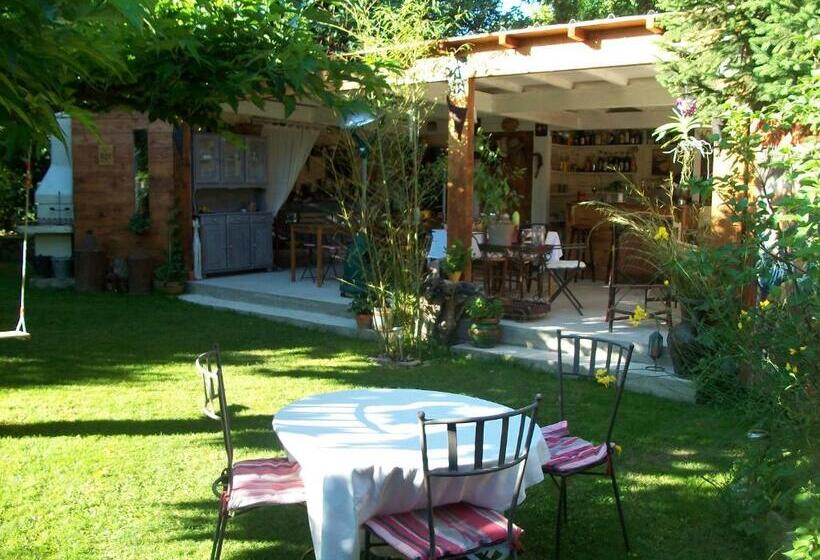 ペンション Le Mazet Des Beaujots