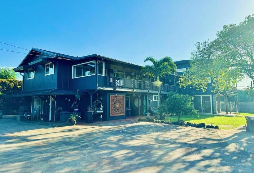 بنسيون King Room Mangolani Inn