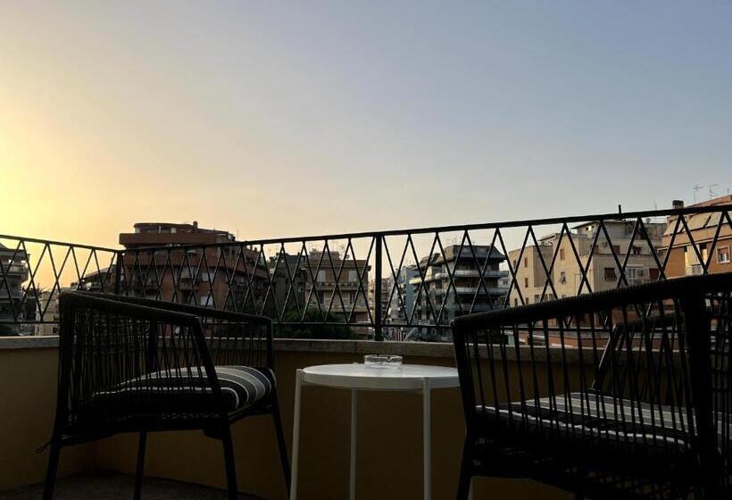 פנסיון Near Vatican, Irnerio 47 Guest House