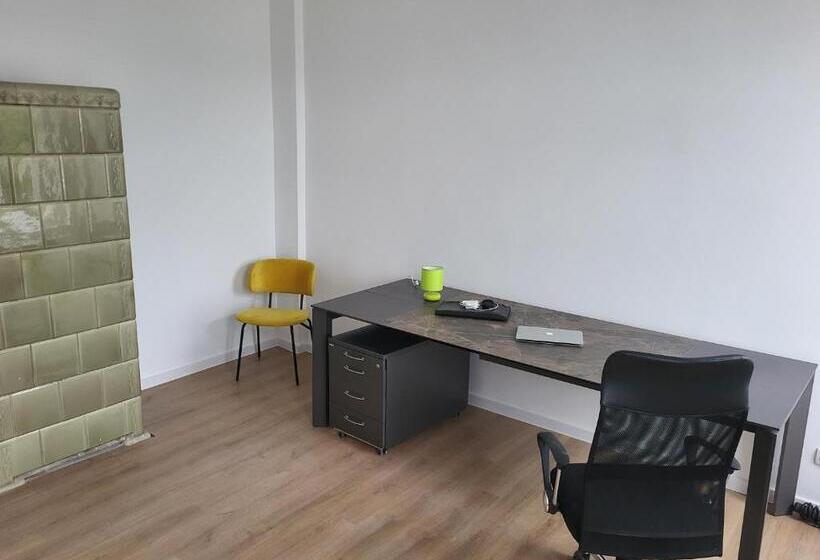 ペンション Volkshaus Hbf Wg & Serviced Apartments