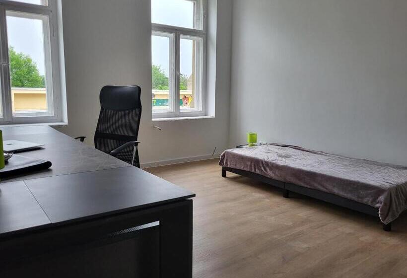 ペンション Volkshaus Hbf Wg & Serviced Apartments