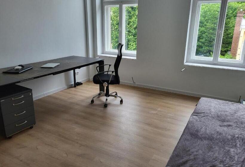 ペンション Volkshaus Hbf Wg & Serviced Apartments