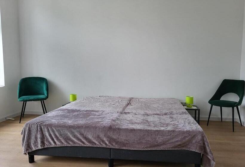 ペンション Volkshaus Hbf Wg & Serviced Apartments