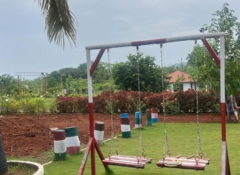 منتجع Namaste Holidays Karjat