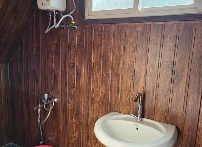 منتجع Pawna Blue Water Camping Thakursai