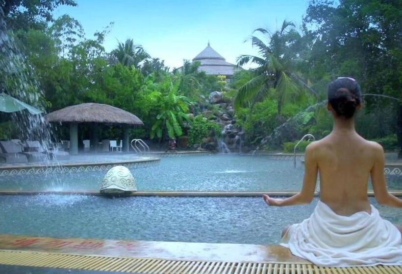 Sanya Haitang Bay Nantian Hot Spring Resort
