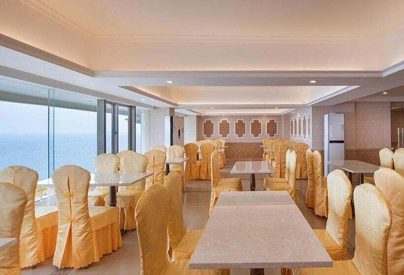 Vienna Classic Hotel Guangdong Yangxi Moon Bay