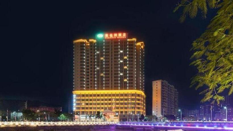 Vienna Hotel Guangdong Xinyi Jiaoyucheng River View