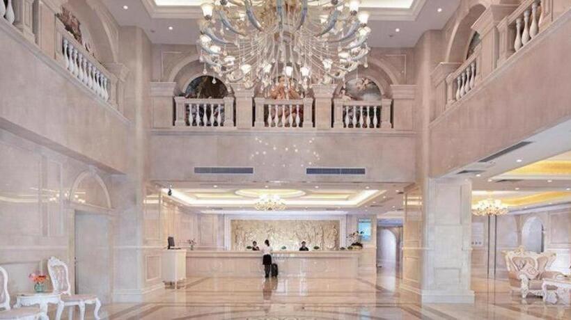 Vienna Hotel Guangdong Xinyi Jiaoyucheng River View