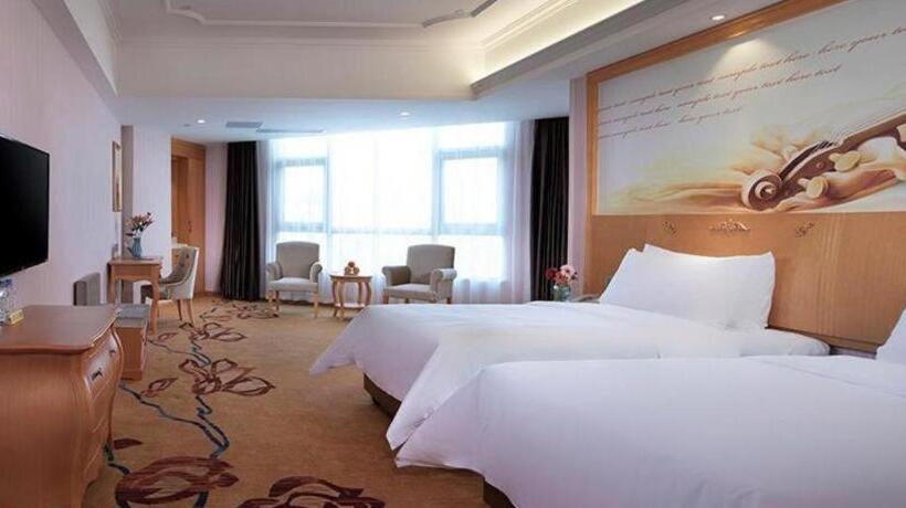 Vienna Hotel Guangdong Xinyi Jiaoyucheng River View