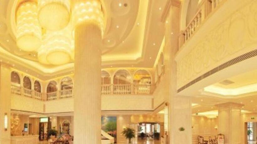 Vienna International Hotel Bazhong East Gate