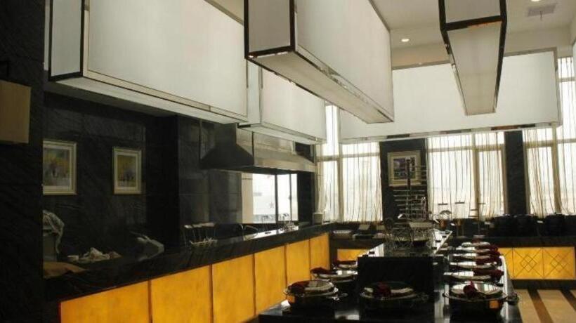 Vienna International Hotel Yangzhou Wanda Plaza Libao