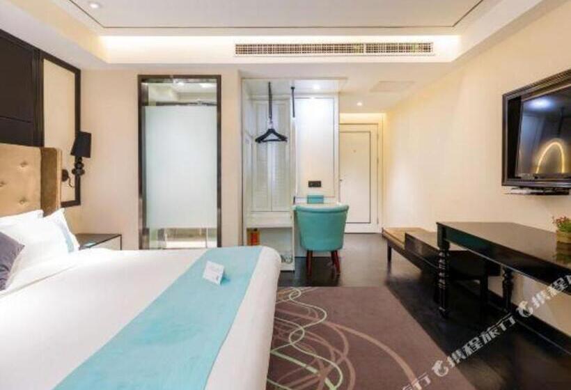 Xana Hotelle· Tianjin Railway Station Jinwan Square Binjiang Avenue