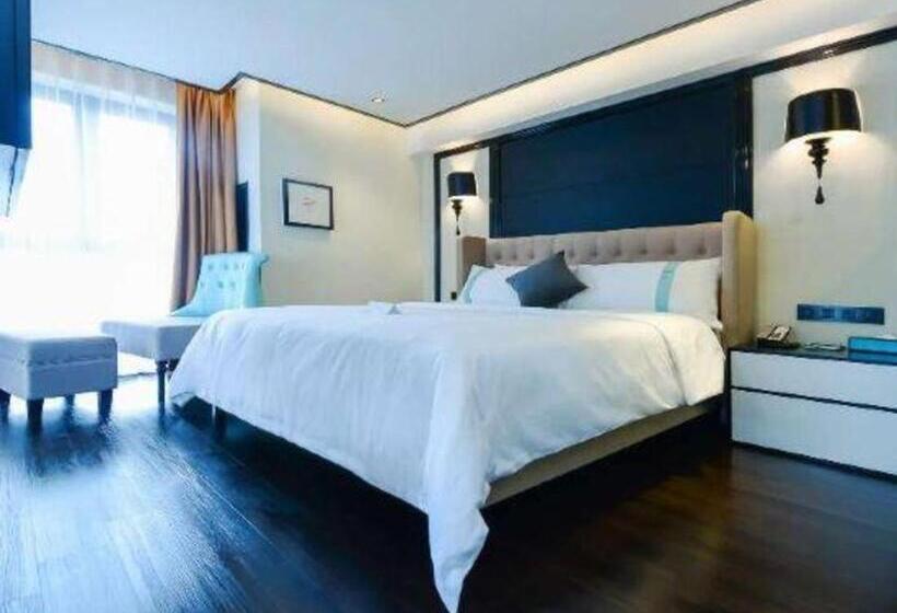 Xana Hotelle· Tianjin Railway Station Jinwan Square Binjiang Avenue