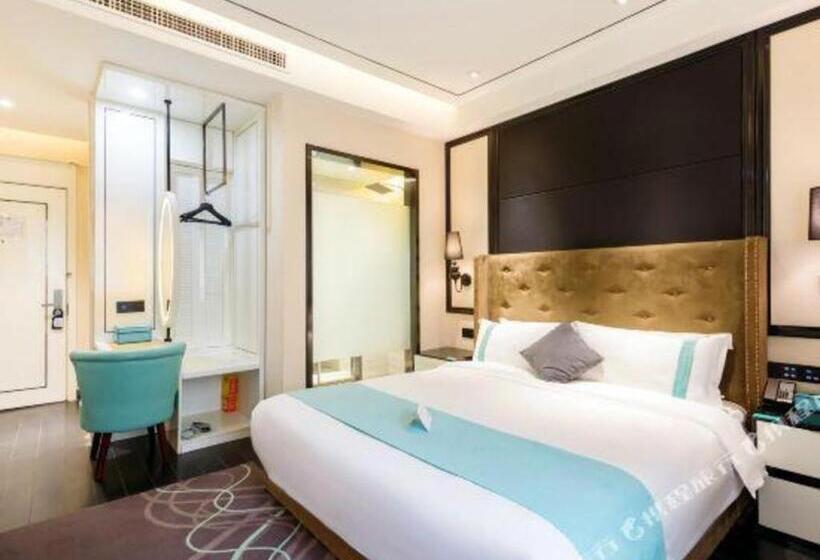 Xana Hotelle· Tianjin Railway Station Jinwan Square Binjiang Avenue