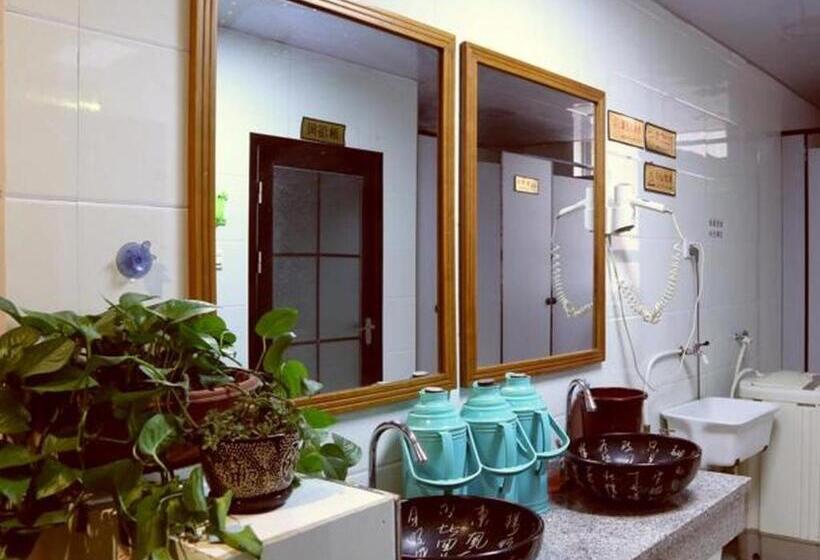 Xian Facebook Youth Hostel