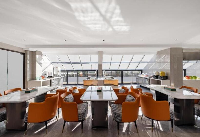 万悦国际酒店机场火车站店