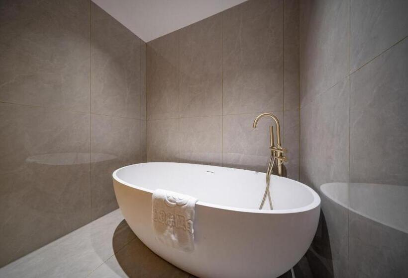 万悦国际酒店机场火车站店