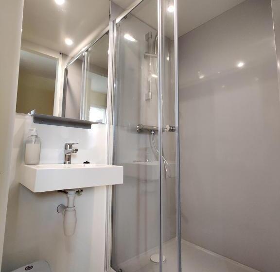 ユースホステル Auberge Le Leo De Foix