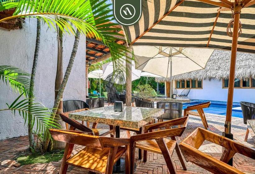 호스텔 Bed And Breakfast Dormitory Room With Pool Nuevo Vallarta