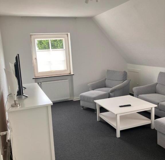 호스텔 Pension Seemöwe