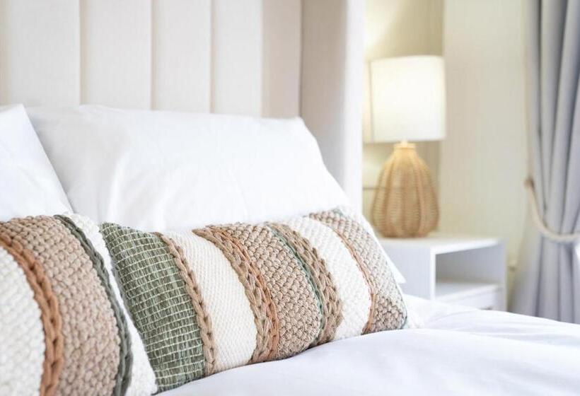 فندق صغير The Buddle Inn