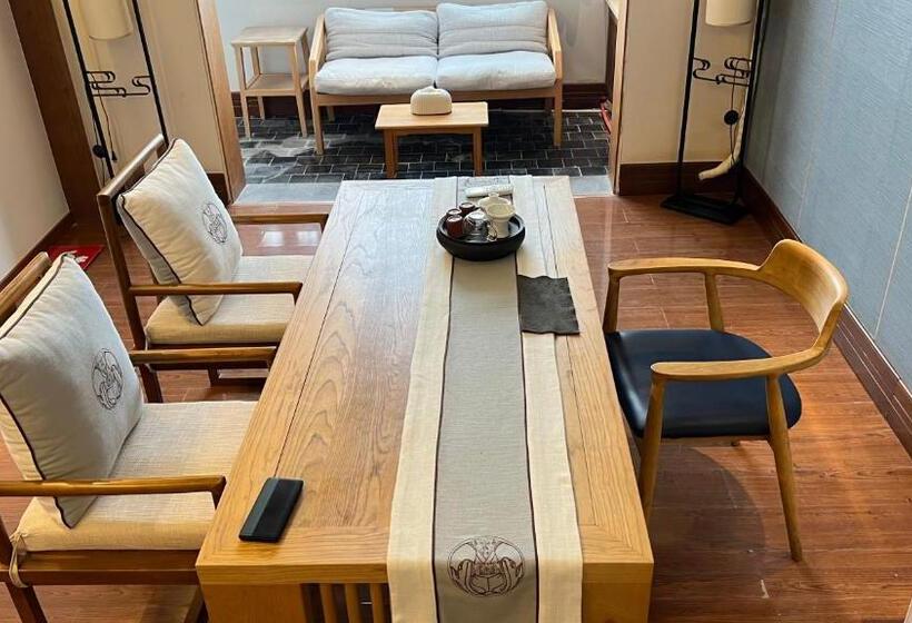 Bed and Breakfast 登封嵩山居精品民宿