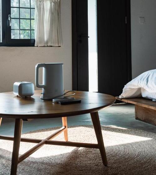 Bed & Breakfast 无用民宿useless Inn