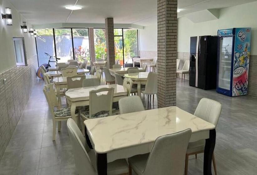 تختخواب و صبحانه Ararat