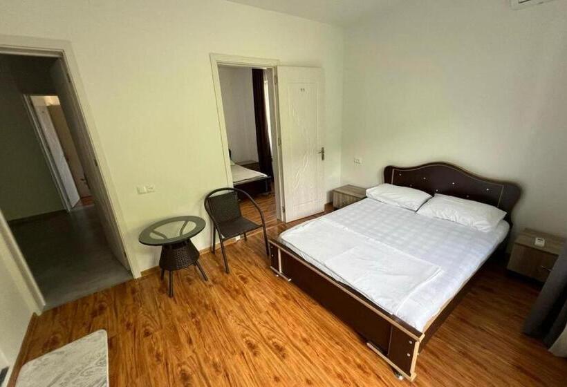 تختخواب و صبحانه Ararat