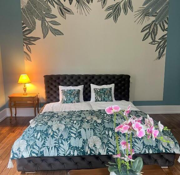 住宿加早餐 Château De Marigny