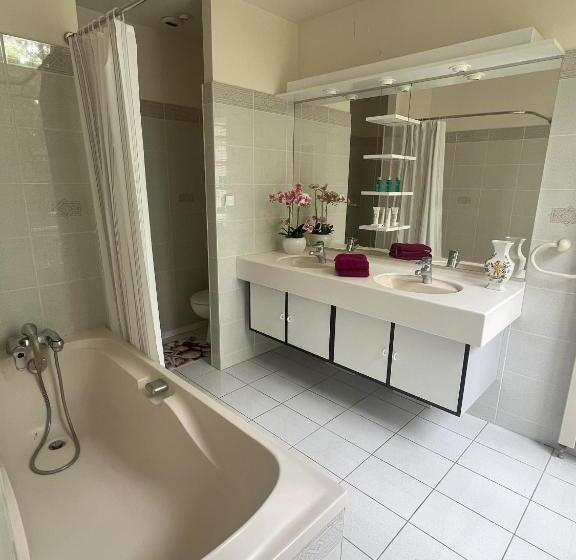 住宿加早餐 Château De Marigny