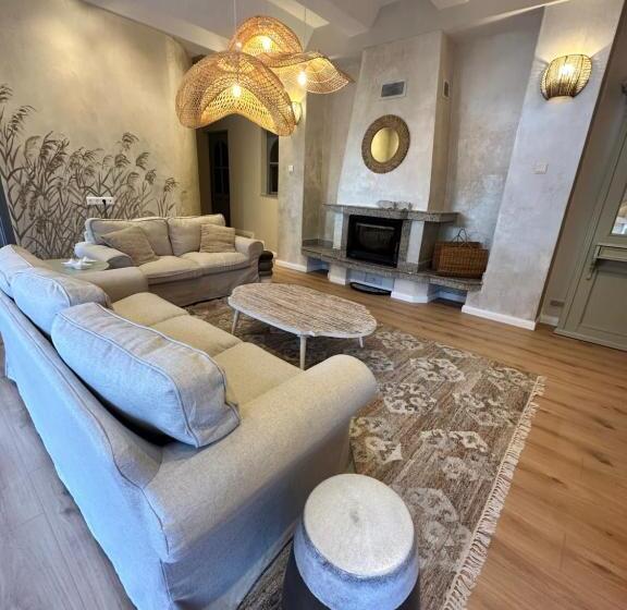 مبيت وإفطار Délceg Réce Mini