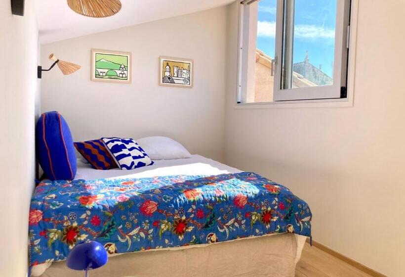 تختخواب و صبحانه Le Petit Avignon   Chambres & Appartement à Deux Pas Du Pont D Avignon Et Du Palais Des Papes