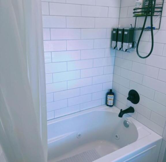 Bloom Boutique All Inclusive Bed & Breakfast