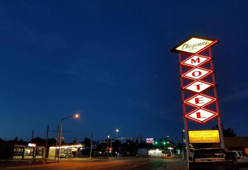 Cheyenne Motel