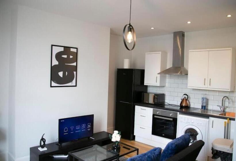 Fortunae City Center Ensuite Apartments