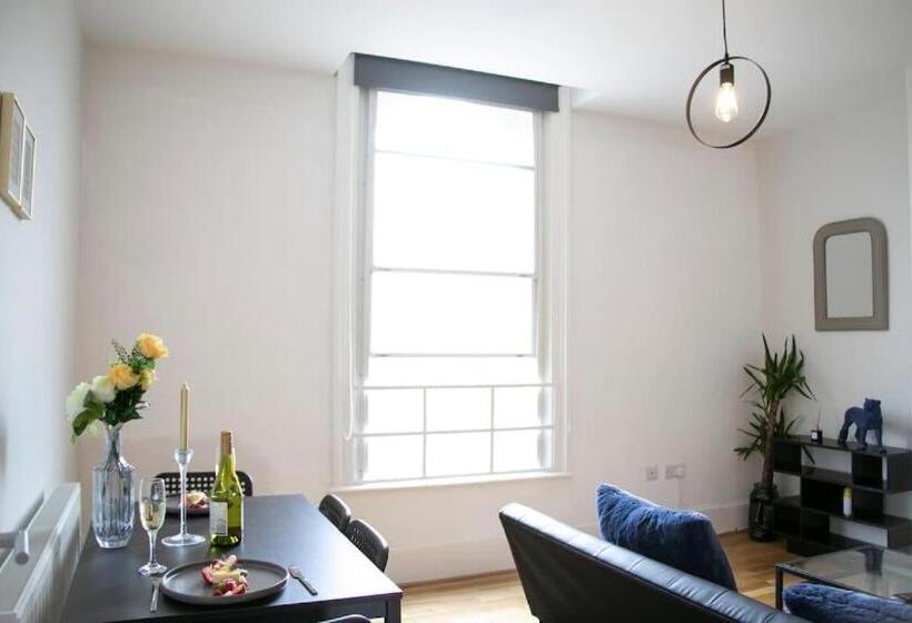 Fortunae City Center Ensuite Apartments