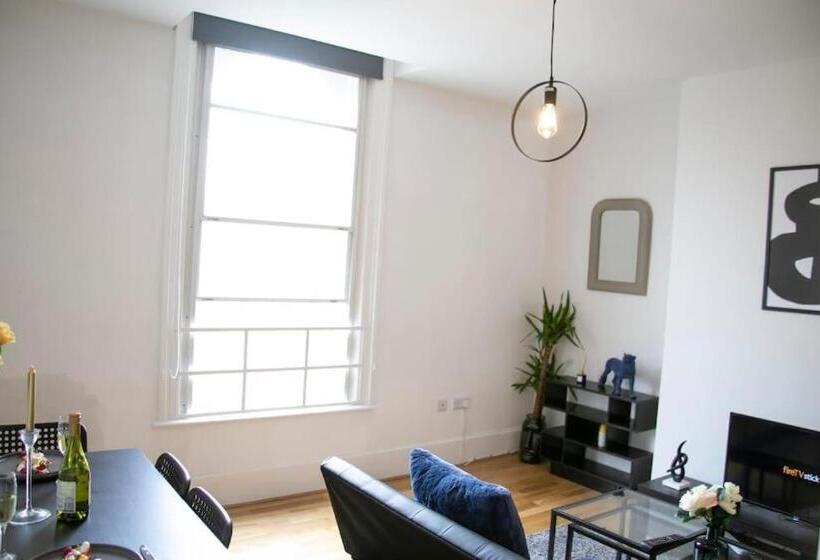 Fortunae City Center Ensuite Apartments