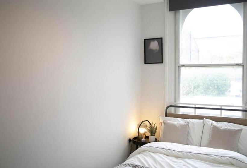 Fortunae City Center Ensuite Apartments